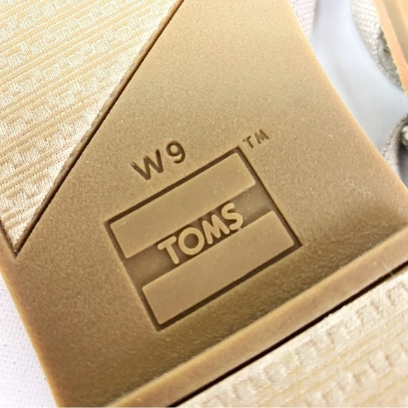 Toms Tan Lexie Sling Back Canvas Sandals Size W9 - Picture 4 of 5